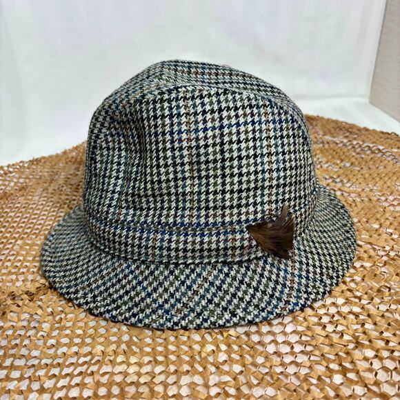 Vintage Burberrys' Fedora | 100% Wool | Made in England | Size 7 1/8 (58) - Picture 1 of 9